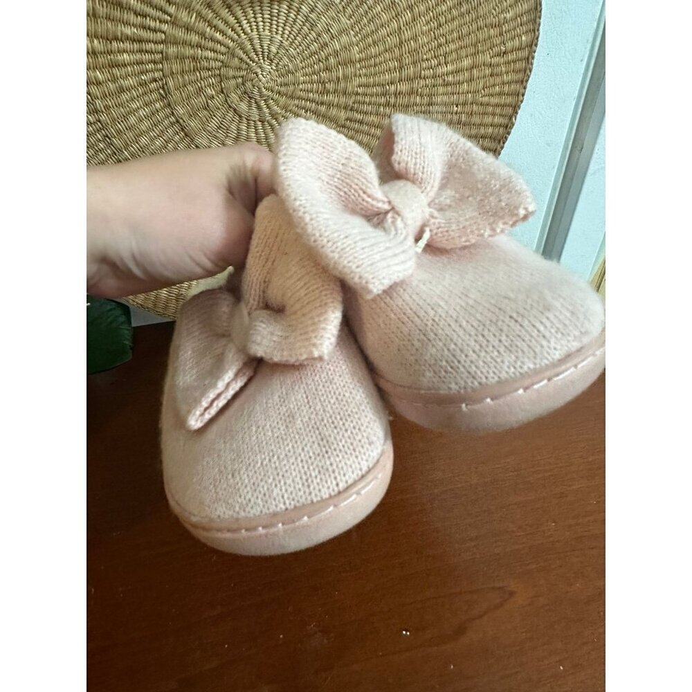 Aerosoles Pink Knit Slippers with Bow – Size Small (5-6) - Picture 8 of 12